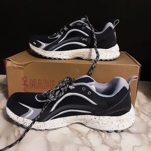 Ryka Athletic sz 9.5